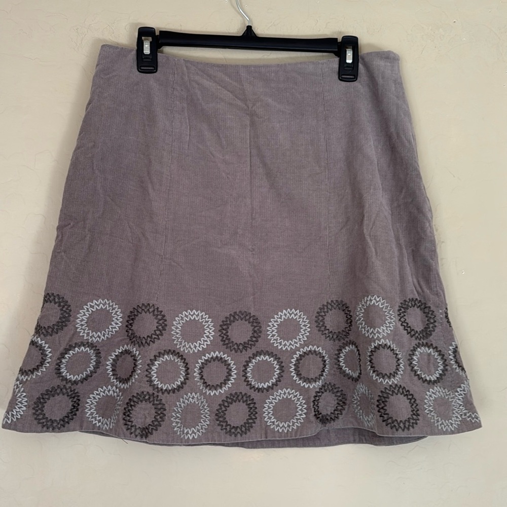 Boden, 10P, a-line, gray corduroy embroidered skirt